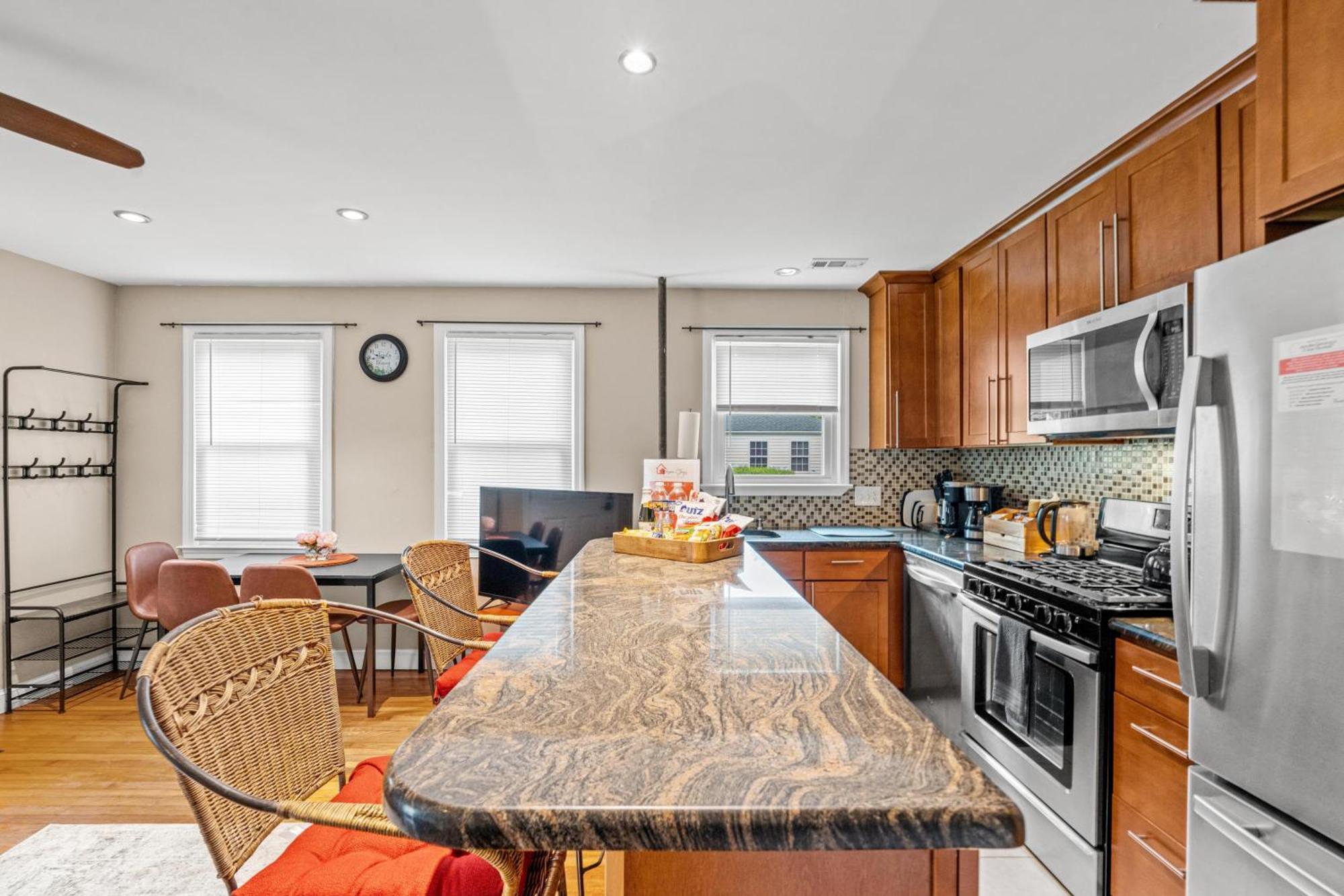 Вілла 2 Bed Townhouse: Minutes From Dca-National Airport Александрія Екстер'єр фото